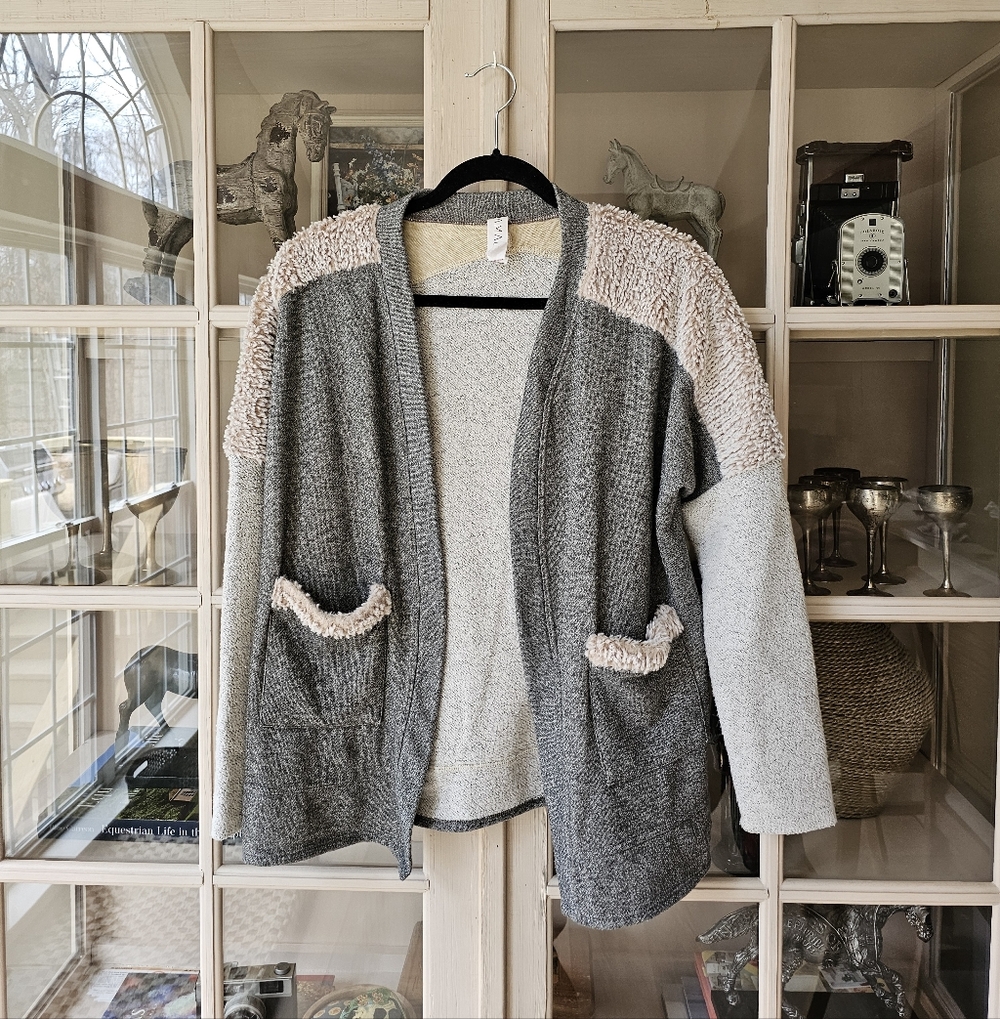 AMADI Anthropologie $118 Cora Cardigan Size XS Sweater Pockets Faux Fur Open